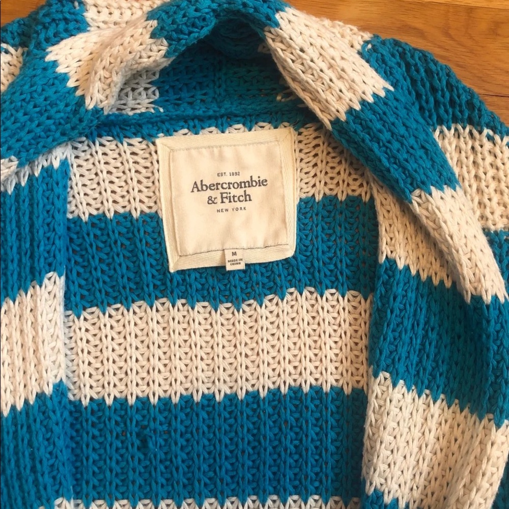 Abercrombie and Fitch women’s short sleeve cardigan - Picture 3 of 7